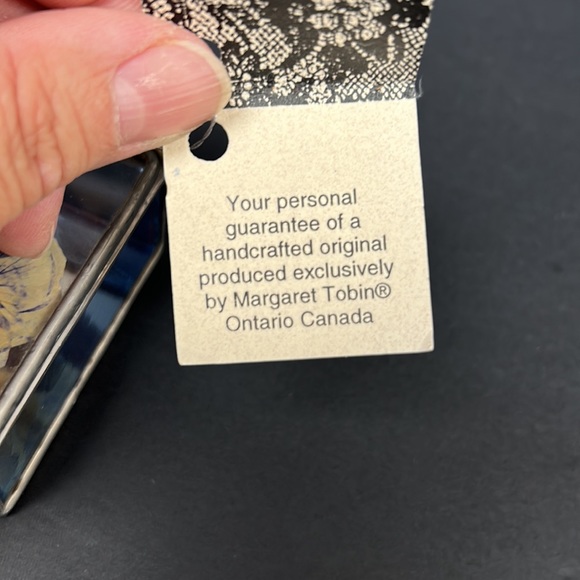 Handmade pressed flower blue glass and mirror jewelry box by Margaret Tobin - Picture 7 of 7